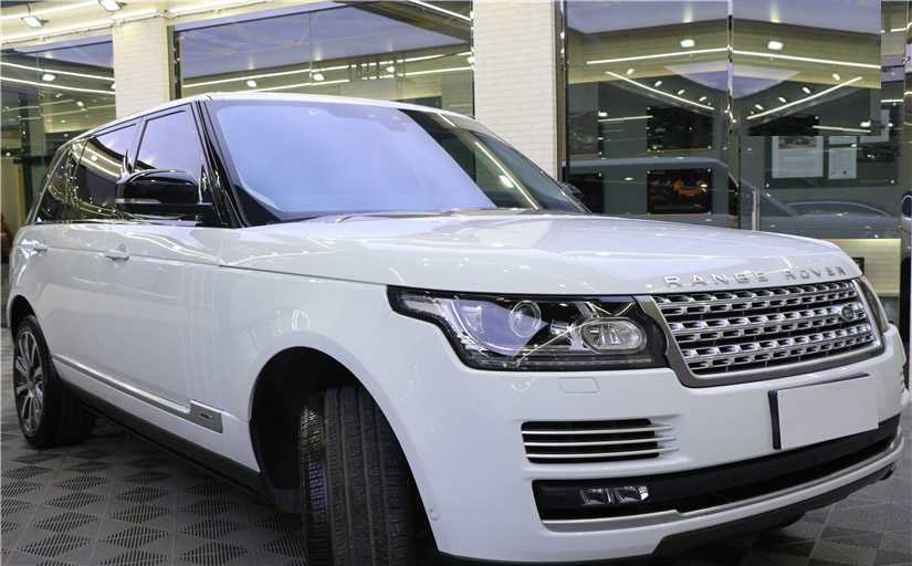 揽胜装贴TPUS施工